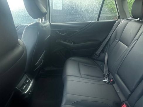 Used 2023 Subaru Outback Limited AWD/4WD image 5