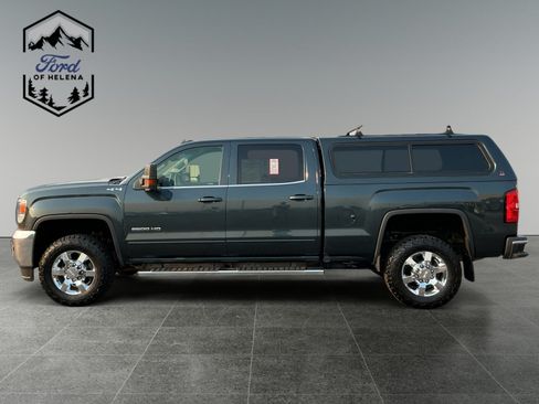 Used 2017 GMC Sierra 2500 SLE w/ HD SLE Preferred Plus Package AWD/4WD image 2