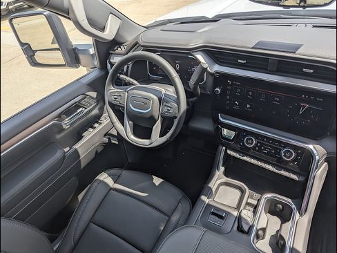 New 2026 GMC Sierra 3500 Denali w/ Denali Reserve Package AWD/4WD image 20