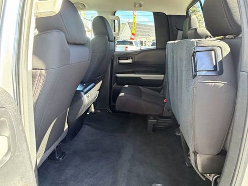 Used 2017 Toyota Tundra SR5 w/ TRD Off Road Package image 18