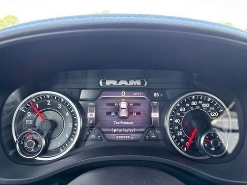 Used 2024 RAM 1500 Laramie RWD image 10