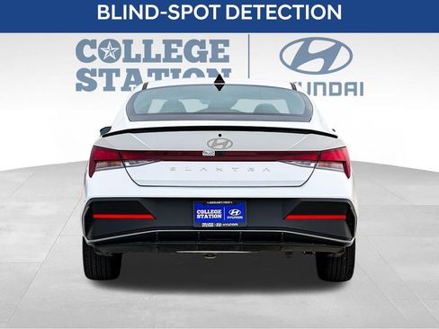 Used 2025 Hyundai Elantra Sport w/ Cargo Package image 9