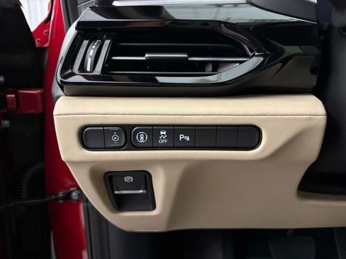 Certified 2025 Acura MDX w/ Technology Package image 26