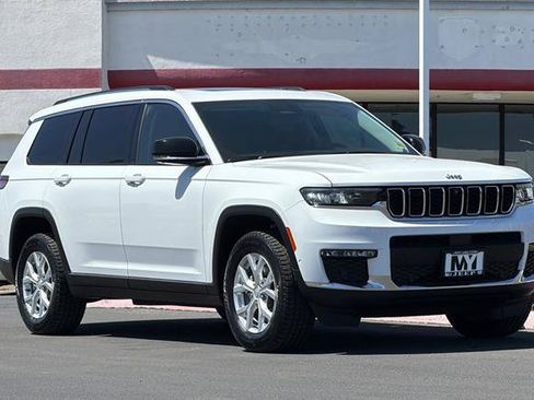 Used 2023 Jeep Grand Cherokee L Limited w/ Luxury Tech Group II AWD/4WD image 2