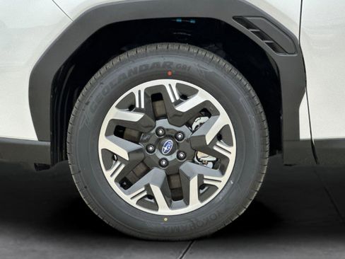 New 2025 Subaru Forester image 31