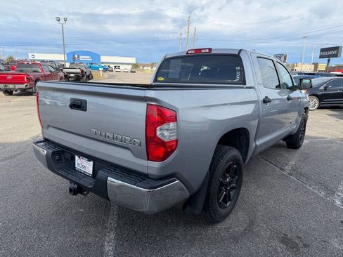Used 2016 Toyota Tundra SR5 AWD/4WD image 5