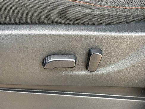 Certified 2024 Nissan Frontier Pro-X image 21