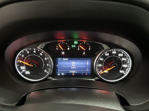 Used 2024 GMC Terrain SLE w/ Elevation Edition AWD/4WD image 20