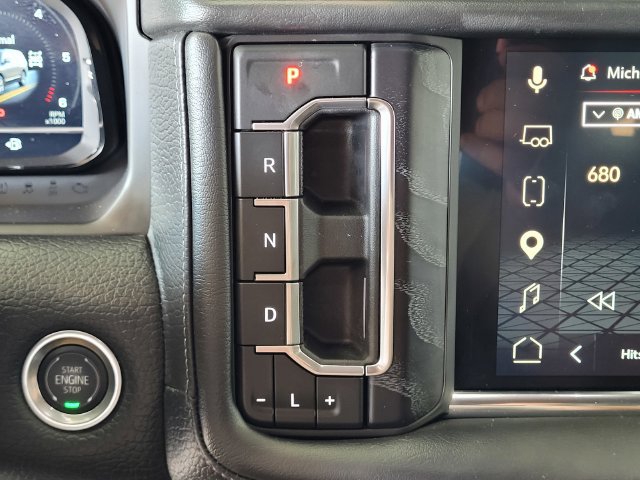 Used 2024 GMC Yukon Denali w/ Advanced Technology Package AWD/4WD image 19