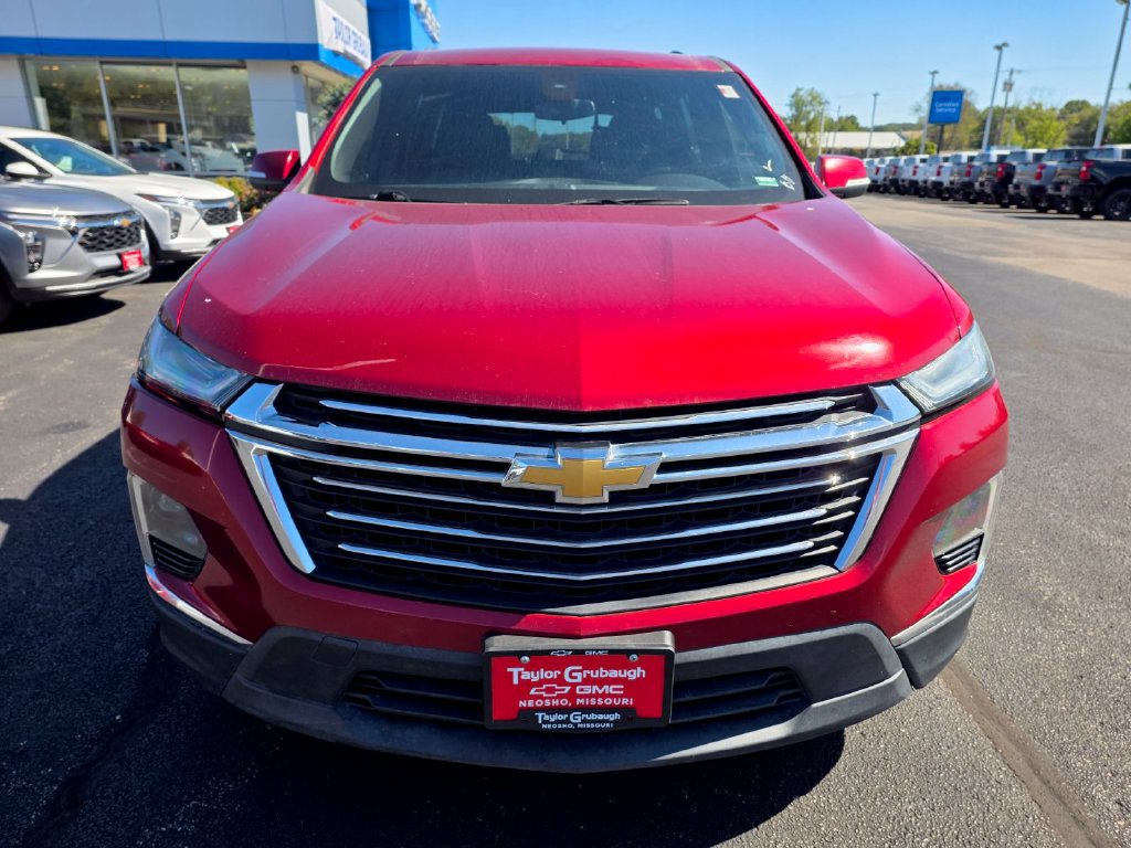 Used 2023 Chevrolet Traverse LT FWD image 3