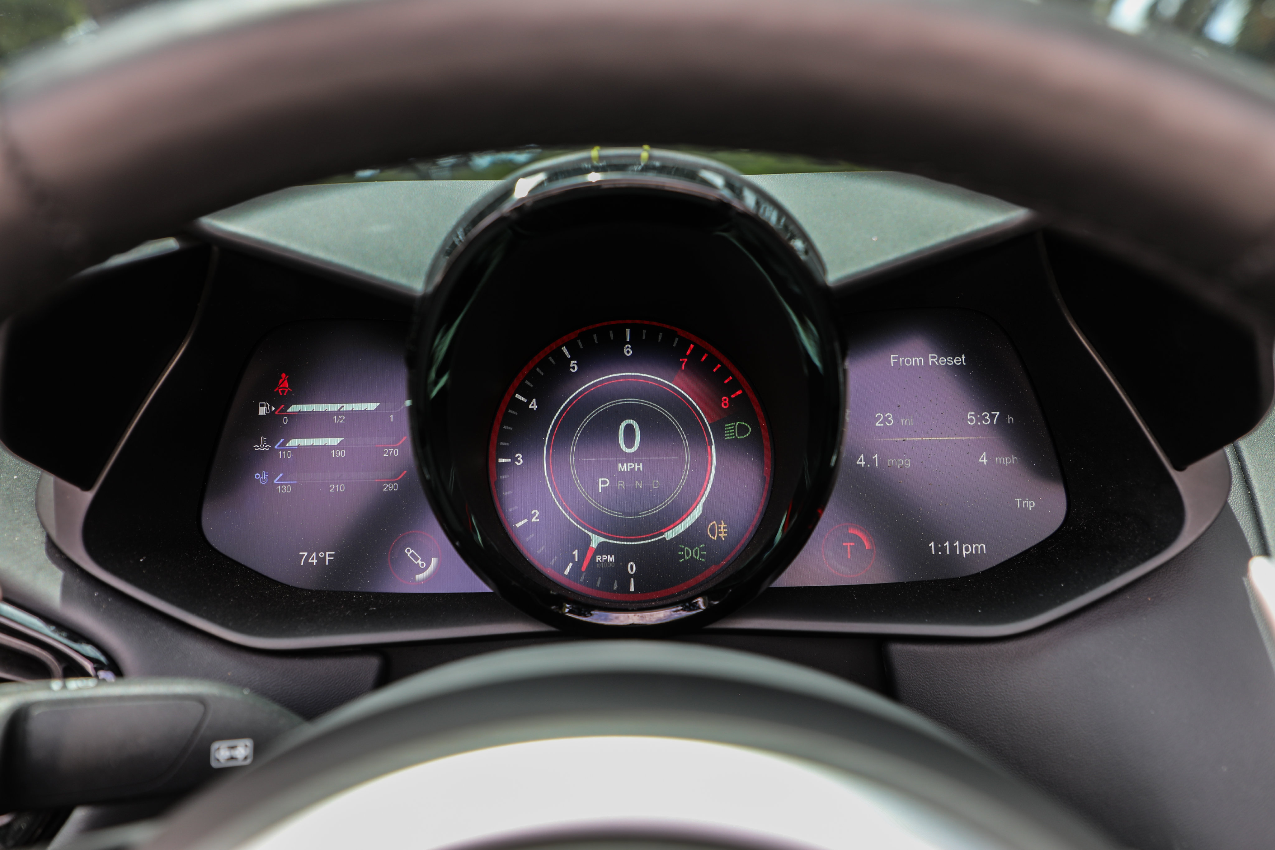 Used 2023 Aston Martin V8 Vantage Roadster RWD image 15
