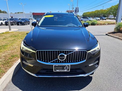Used 2023 Volvo XC60 B5 Ultimate w/ Protection Package Premier AWD/4WD image 3