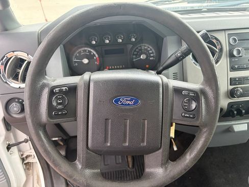 Used 2011 Ford F350 XLT w/ XLT Interior Pkg AWD/4WD image 11
