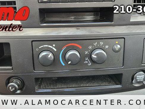 Used 2007 Dodge Ram 1500 Truck ST RWD image 36