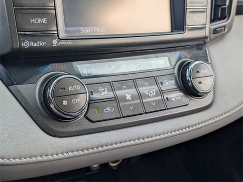 Used 2015 Toyota RAV4 XLE image 22