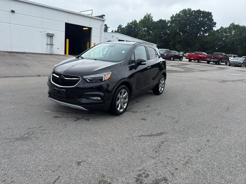 Used 2017 Buick Encore Essence w/ Experience Buick Package FWD image 2