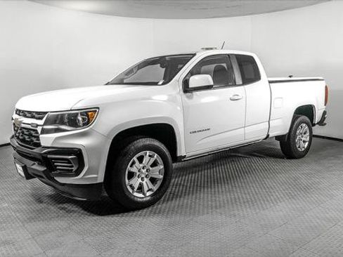Used 2022 Chevrolet Colorado LT w/ Fleet Safety Package RWD image 2
