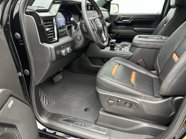 Used 2022 GMC Sierra 1500 AT4 w/ AT4 Premium Package AWD/4WD image 11