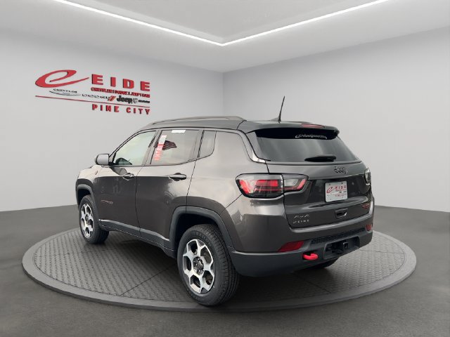 Used 2022 Jeep Compass Trailhawk w/ Trailhawk Elite Group AWD/4WD image 7