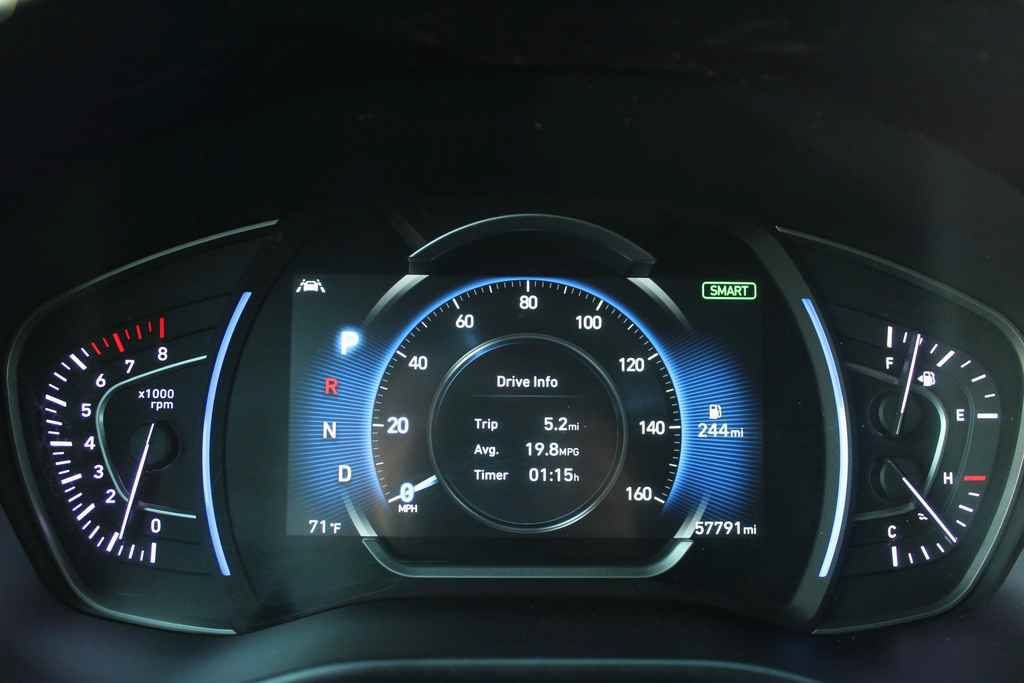 Used 2019 Hyundai Santa Fe SEL FWD image 13