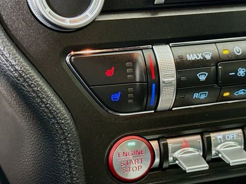 Used 2022 Ford Mustang Premium RWD image 19