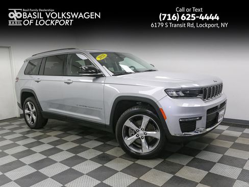 Used 2021 Jeep Grand Cherokee L Limited AWD/4WD image 1