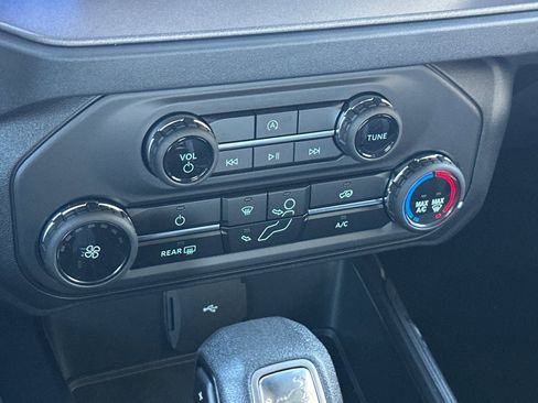 New 2025 Ford Bronco Base w/ Sasquatch Package image 20