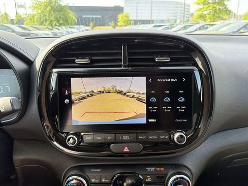 Used 2024 Kia Soul GT-Line image 27