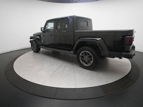 Used 2021 Jeep Gladiator Overland w/ Cold Weather Group image 32