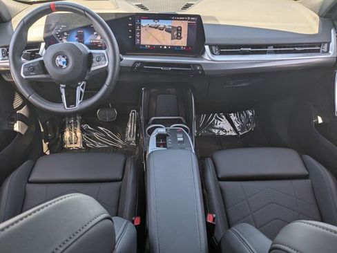 Used 2025 BMW X2 M35i AWD/4WD image 17
