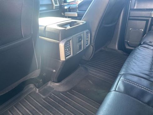 Used 2016 Ford F150 Lariat image 16