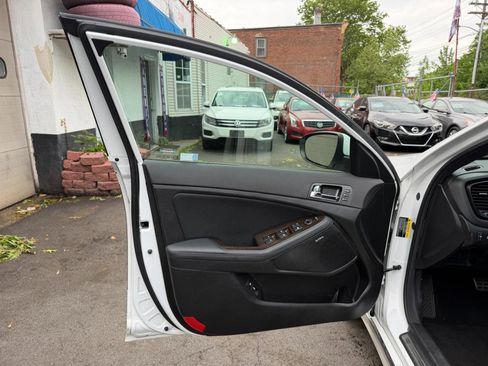 Used 2013 Kia Optima SX w/ Limited Pkg FWD image 29