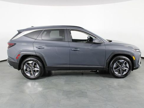 Certified 2025 Hyundai Tucson SEL FWD image 15