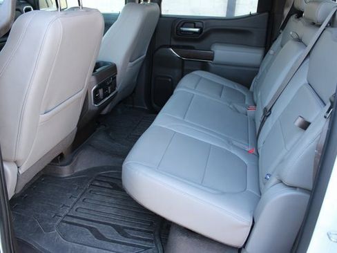 Used 2019 GMC Sierra 1500 SLT w/ SLT Premium Package image 5