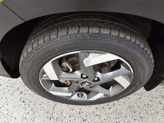 Used 2021 Hyundai Venue SEL FWD image 40