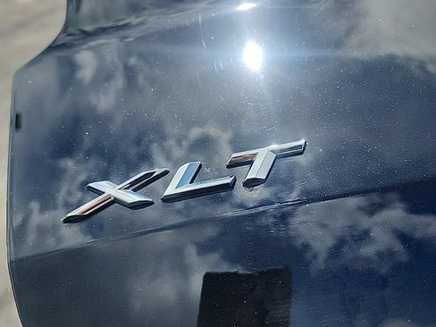 Used 2023 Ford Explorer XLT w/ Equipment Group 202A AWD/4WD image 13