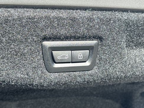 New 2026 BMW 530i 530i w/ Premium Package image 32