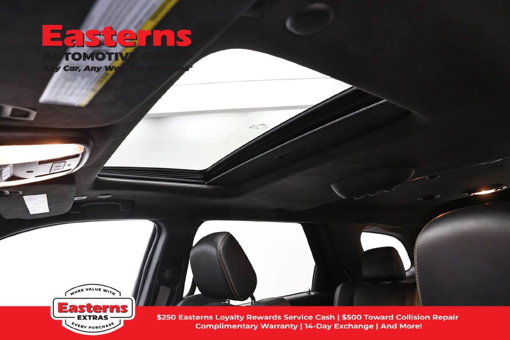 Used 2025 Dodge Durango R/T AWD/4WD image 36
