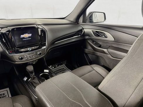 Used 2023 Chevrolet Traverse LT AWD/4WD image 22