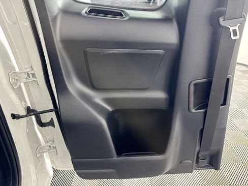 Used 2023 Toyota Tacoma SR image 31