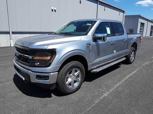 New 2025 Ford F150 XLT w/ Equipment Group 302A MID image 4