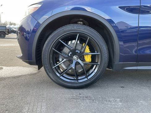 Used 2020 Alfa Romeo Stelvio Sprint w/ Nero Edizione image 34