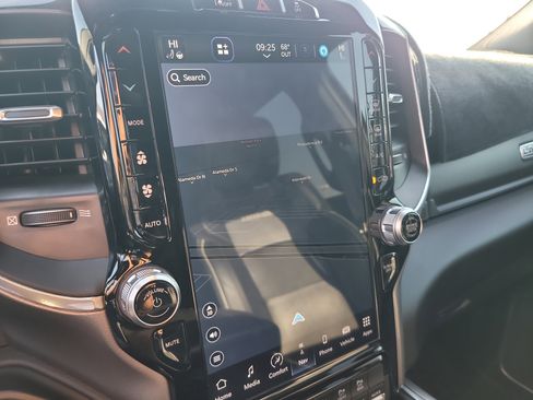 Used 2023 RAM 3500 Laramie image 23