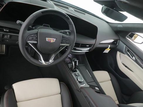 Used 2025 Cadillac CT5 V w/ Technology Package image 17