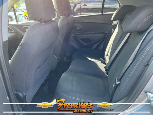 Used 2020 Chevrolet Trax LS w/ Tint and Cruise Package AWD/4WD image 7