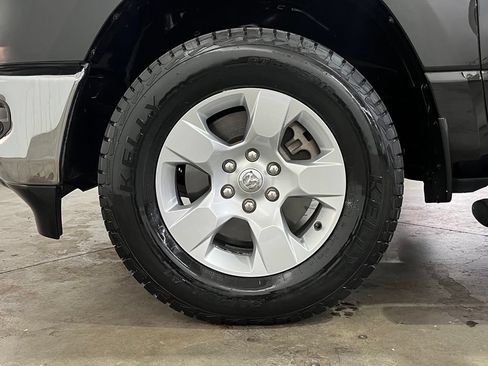 Used 2023 RAM 1500 Big Horn AWD/4WD image 14