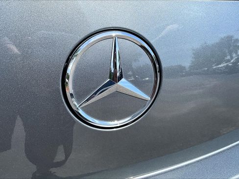 Used 2023 Mercedes-Benz E 450 Cabriolet image 28