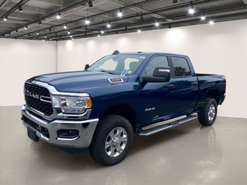 Used 2024 RAM 2500 Big Horn w/ Bed Utility Group AWD/4WD image 3