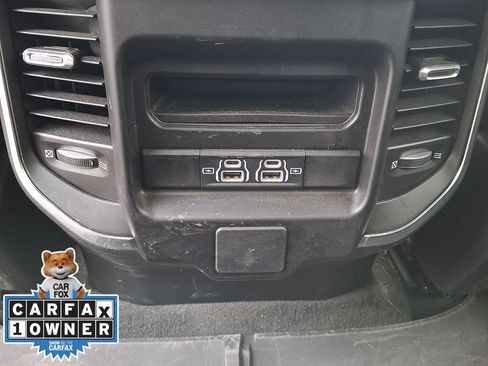 Used 2024 RAM 1500 Big Horn AWD/4WD image 11