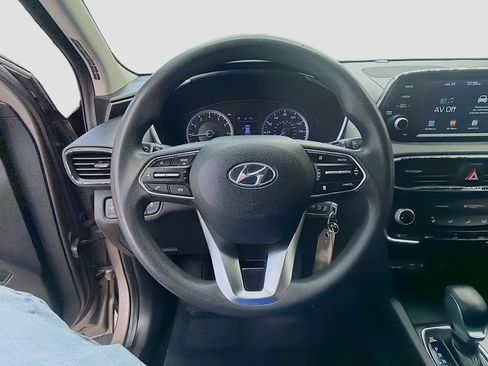 Used 2019 Hyundai Santa Fe SE FWD image 10